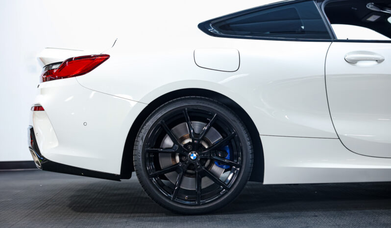 
								BMW M850i full									