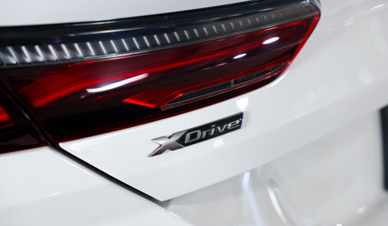 
								BMW M850i full									