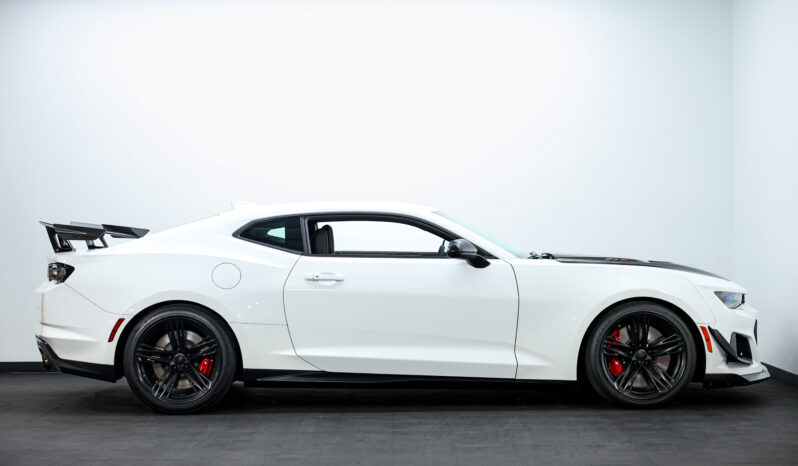 
								2020 Chevrolet Camaro ZL1 1LE full									