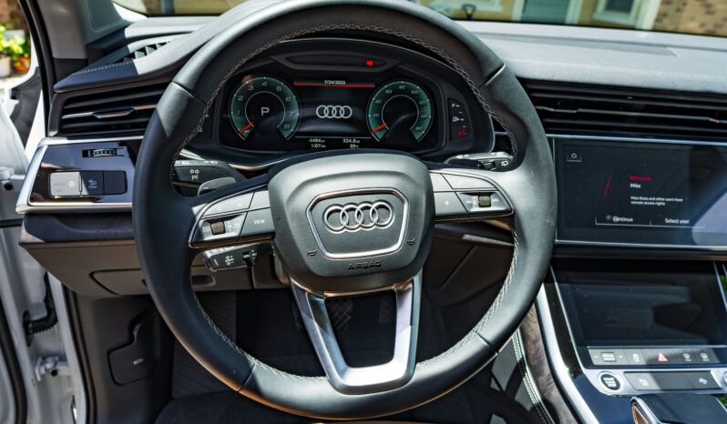 
								2025 Audi Q7 55 Premium Plus quattro full									
