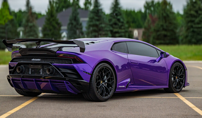 
								2020 Lamborghini Huracan EVO full									