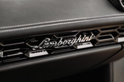 
										2020 Lamborghini Huracan EVO full									