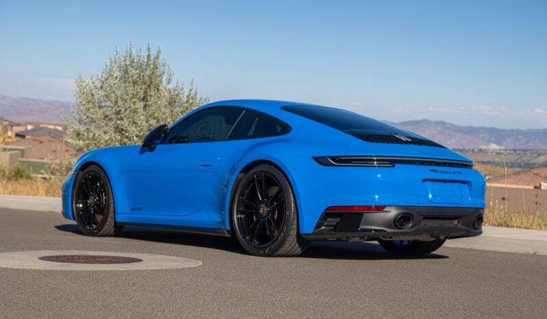 
								2023 Porsche 911 Carrera GTS full									
