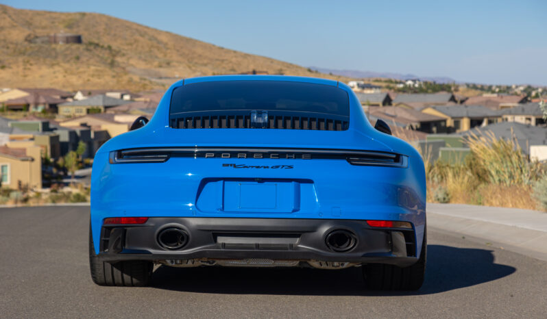 
								2023 Porsche 911 Carrera GTS full									