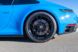 
										2023 Porsche 911 Carrera GTS full									