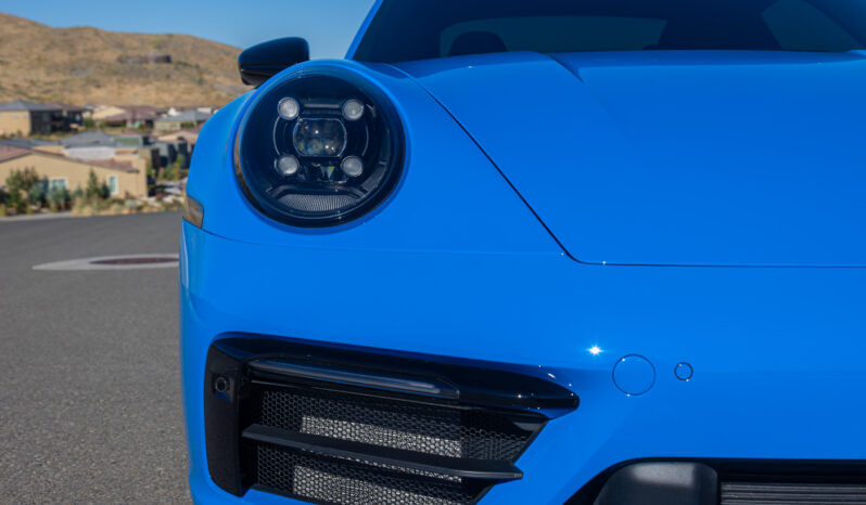 
								2023 Porsche 911 Carrera GTS full									