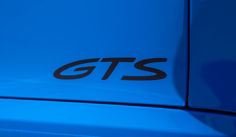 
								2023 Porsche 911 Carrera GTS full									