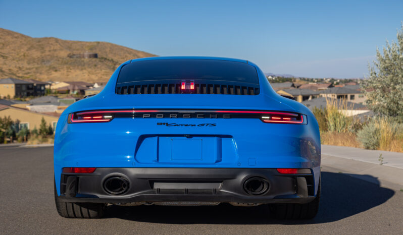 
								2023 Porsche 911 Carrera GTS full									