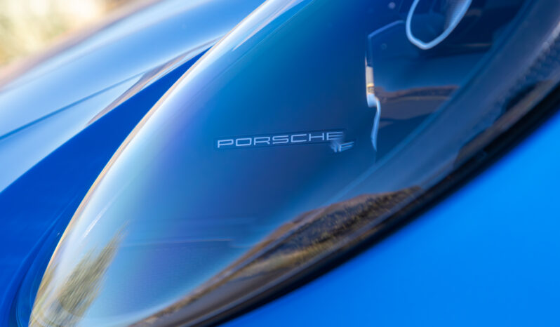 
								2023 Porsche 911 Carrera GTS full									