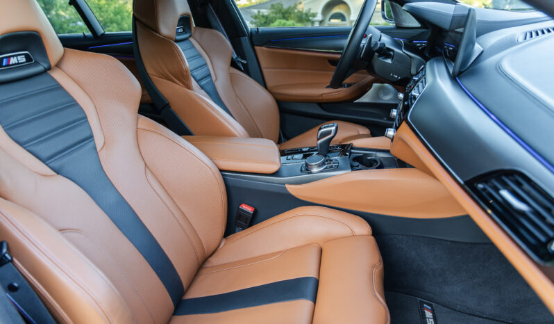 
								2023 BMW M5 Competition full									