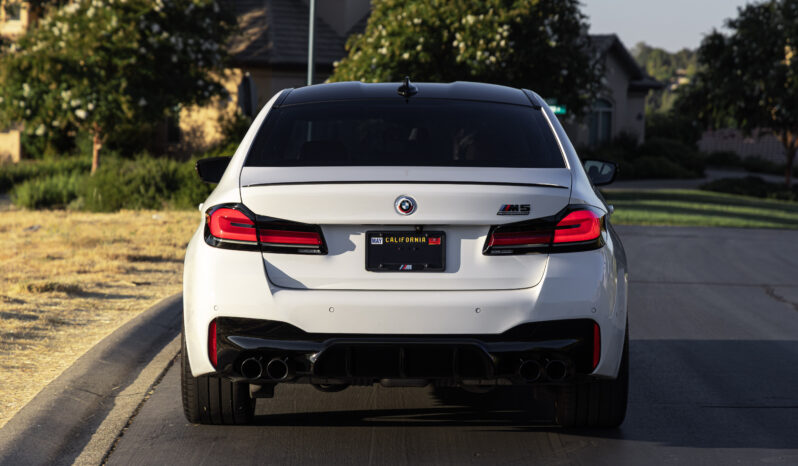 
								2023 BMW M5 Competition full									
