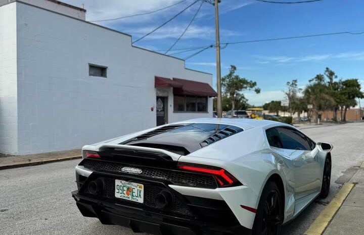 
								2020 Lamborghini Huracan EVO full									