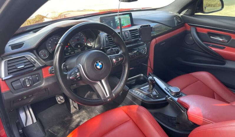 
								2017 BMW M4 Base full									