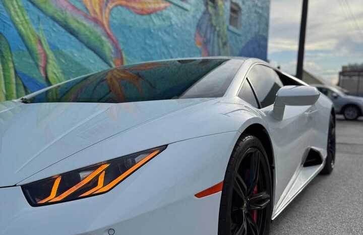 
								2020 Lamborghini Huracan EVO full									