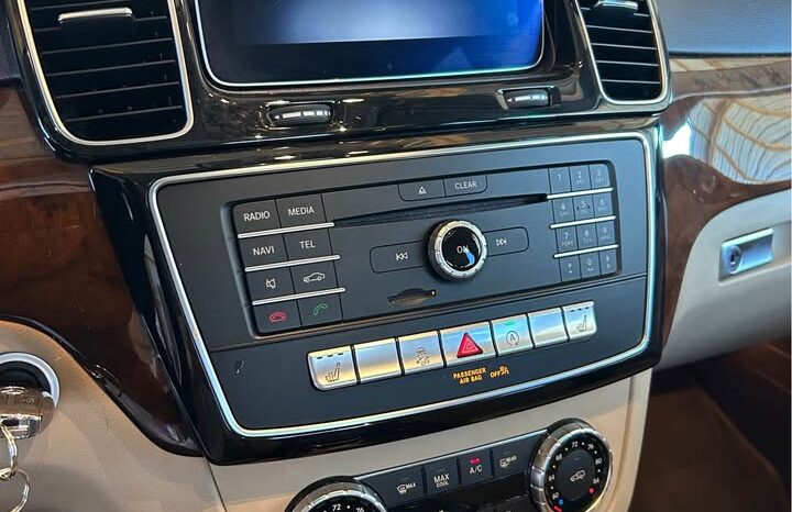 
								2019 Mercedes-Benz GLS 450 4MATIC full									