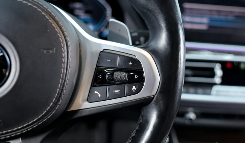 
								2021 BMW X5 xDrive45e full									