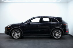 
										2022 Porsche Cayenne full									