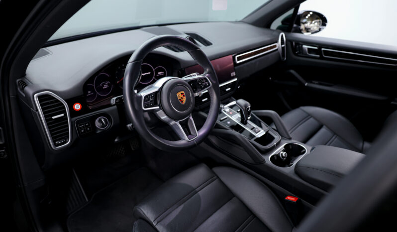 
								2022 Porsche Cayenne full									