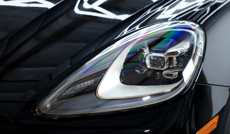 
								2022 Porsche Cayenne full									