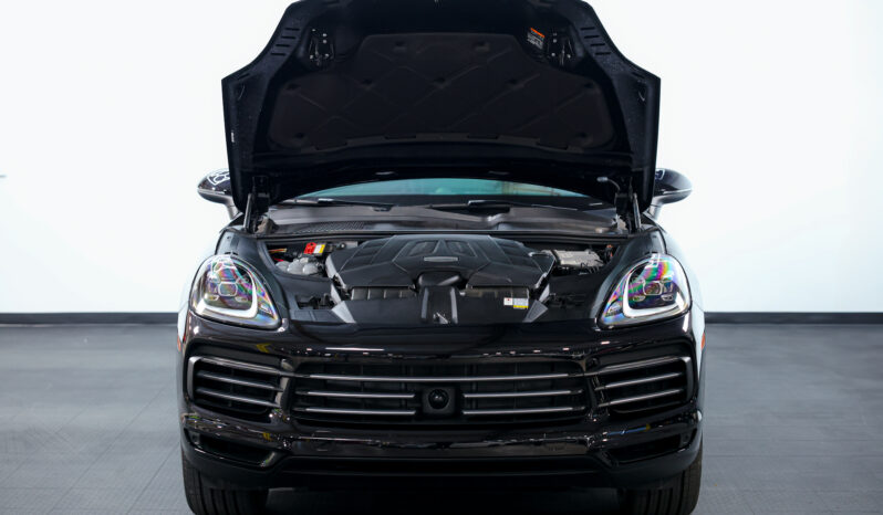 
								2022 Porsche Cayenne full									