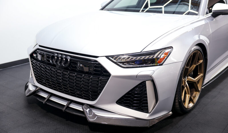 
								2023 Audi RS 6 Avant full									