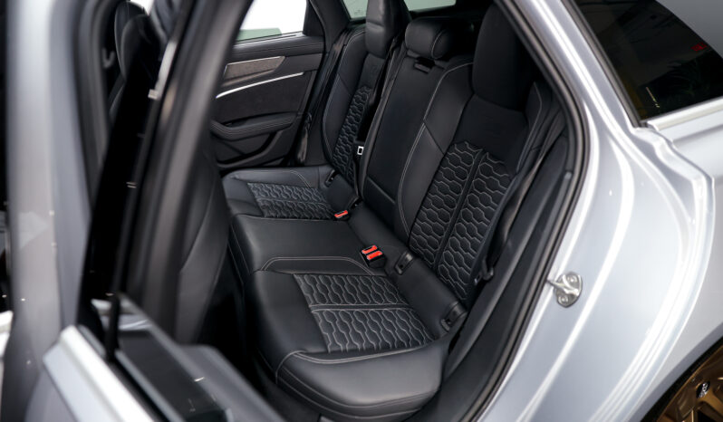 
								2023 Audi RS 6 Avant full									