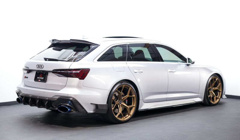 
								2023 Audi RS 6 Avant full									