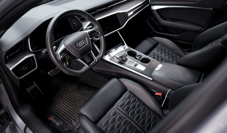 
								2023 Audi RS 6 Avant full									