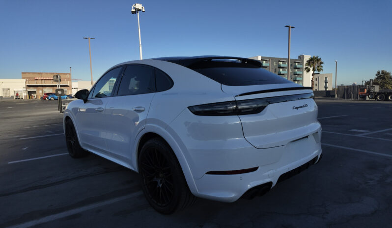 
								2022 Porsche Cayenne GTS full									