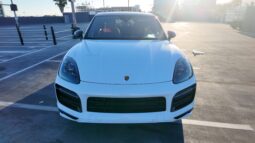 
										2022 Porsche Cayenne GTS full									