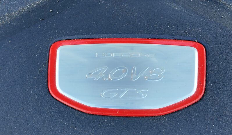 
								2022 Porsche Cayenne GTS full									