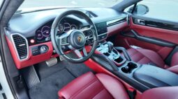 
										2022 Porsche Cayenne GTS full									