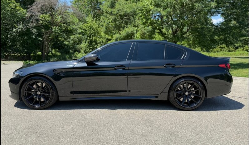 
								2021 BMW M5  Competition full									