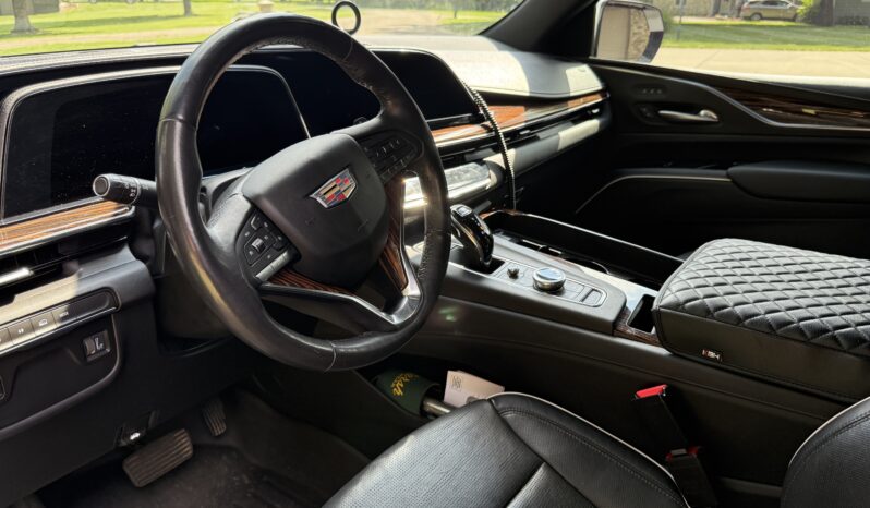 
								2022 Cadillac Escalade Premium Luxury full									