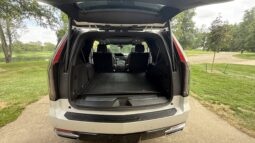 
										2022 Cadillac Escalade Premium Luxury full									