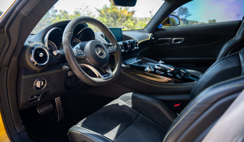 
								2018 Mercedes AMG GT-C full									