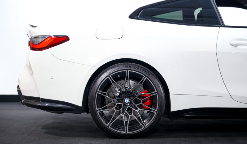 
								2024 BMW M4 Competition full									