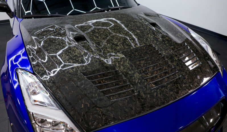 
								Nissan GTR full									