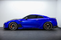 
										Nissan GTR full									