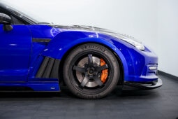 
										Nissan GTR full									