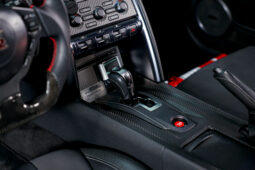 
										Nissan GTR full									
