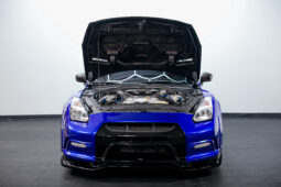 
										Nissan GTR full									