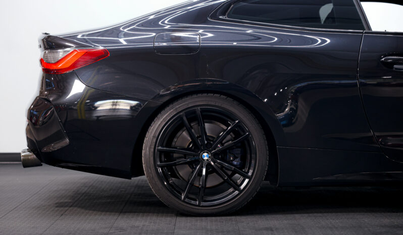 
								2021 BMW 4 Series M440i xDrive full									
