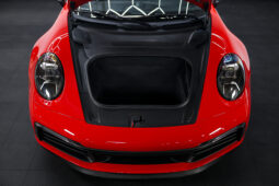 
										2020 Porsche 911 Carrera S full									