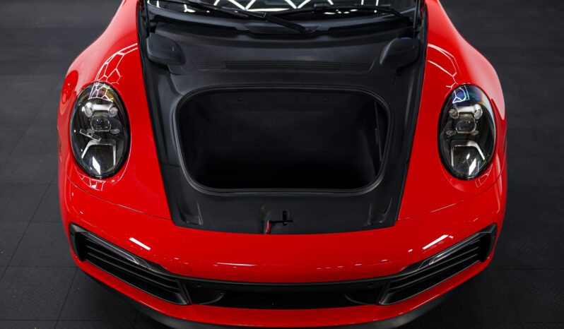 
								2020 Porsche 911 Carrera S full									