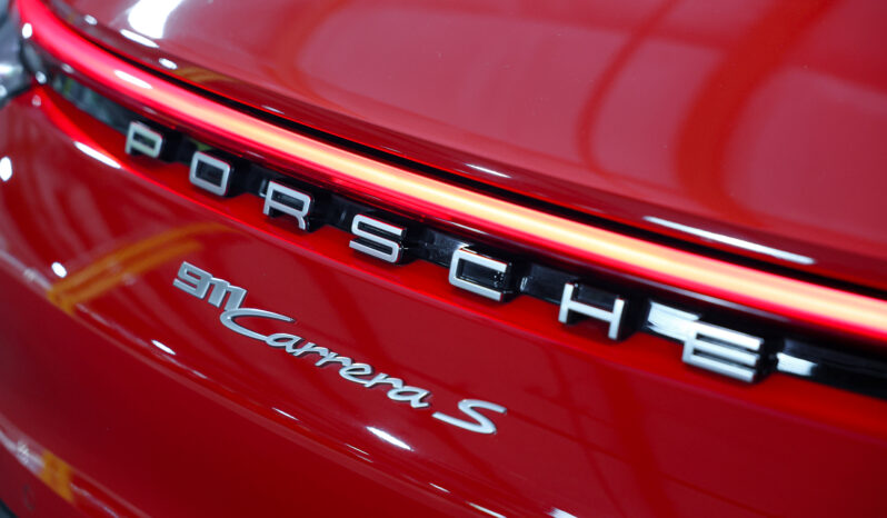 
								2020 Porsche 911 Carrera S full									
