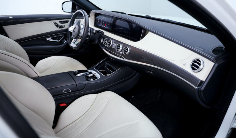 
								2019 Mercedes Benz S 63 AMG full									
