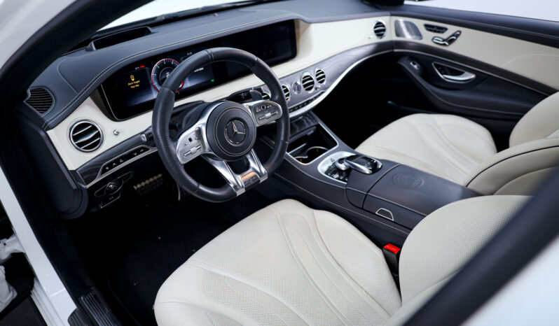 
								2019 Mercedes Benz S 63 AMG full									