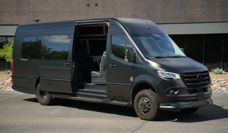 
								2024 Mercedes Benz Sprinter 3500 full									