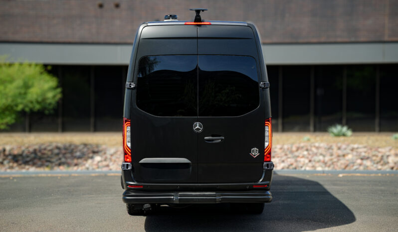 
								2024 Mercedes Benz Sprinter 3500 full									